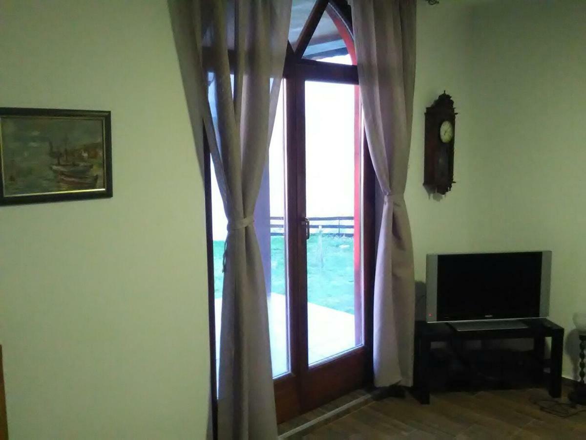 Carobni Breg Βίλα Golubac Εξωτερικό φωτογραφία